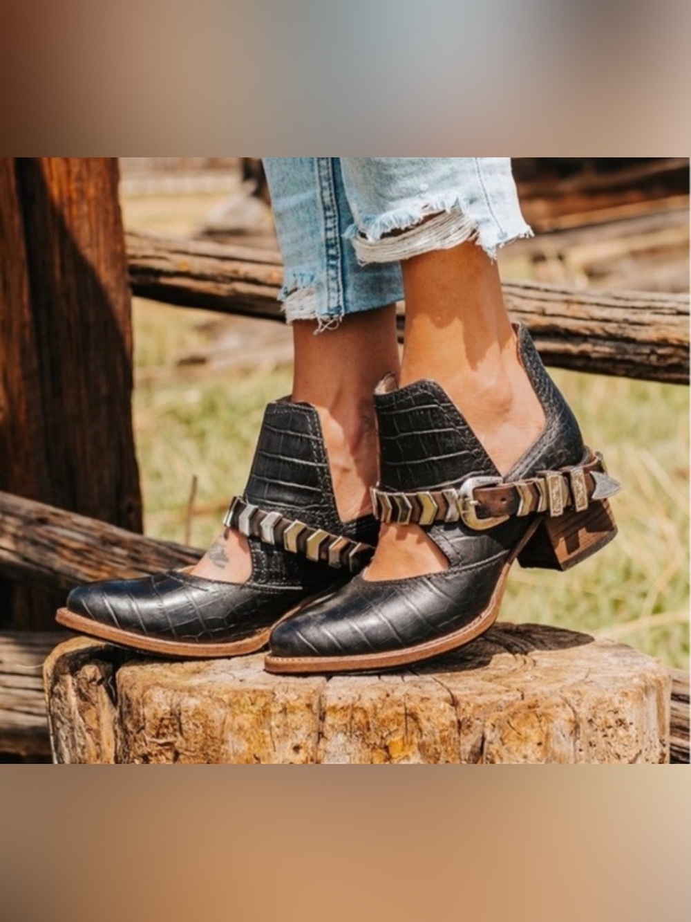 Freebird Womans Booties Blade Concho Real Leather Booties Size 9